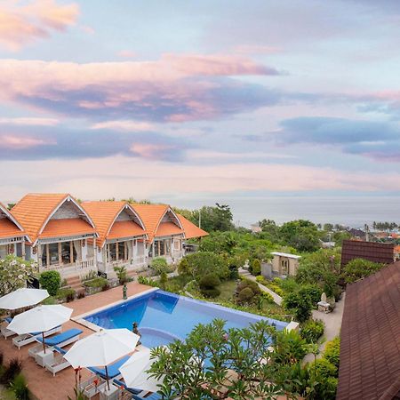 Hotel D'Arya Sea View Batununggul Zewnętrze zdjęcie