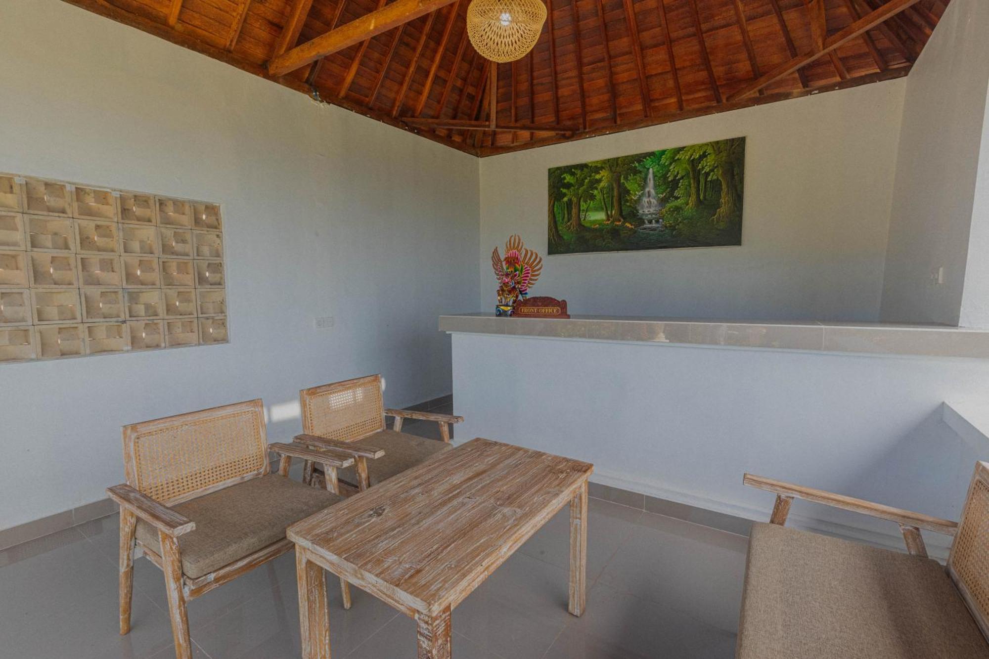 Hotel D'Arya Sea View Batununggul Zewnętrze zdjęcie