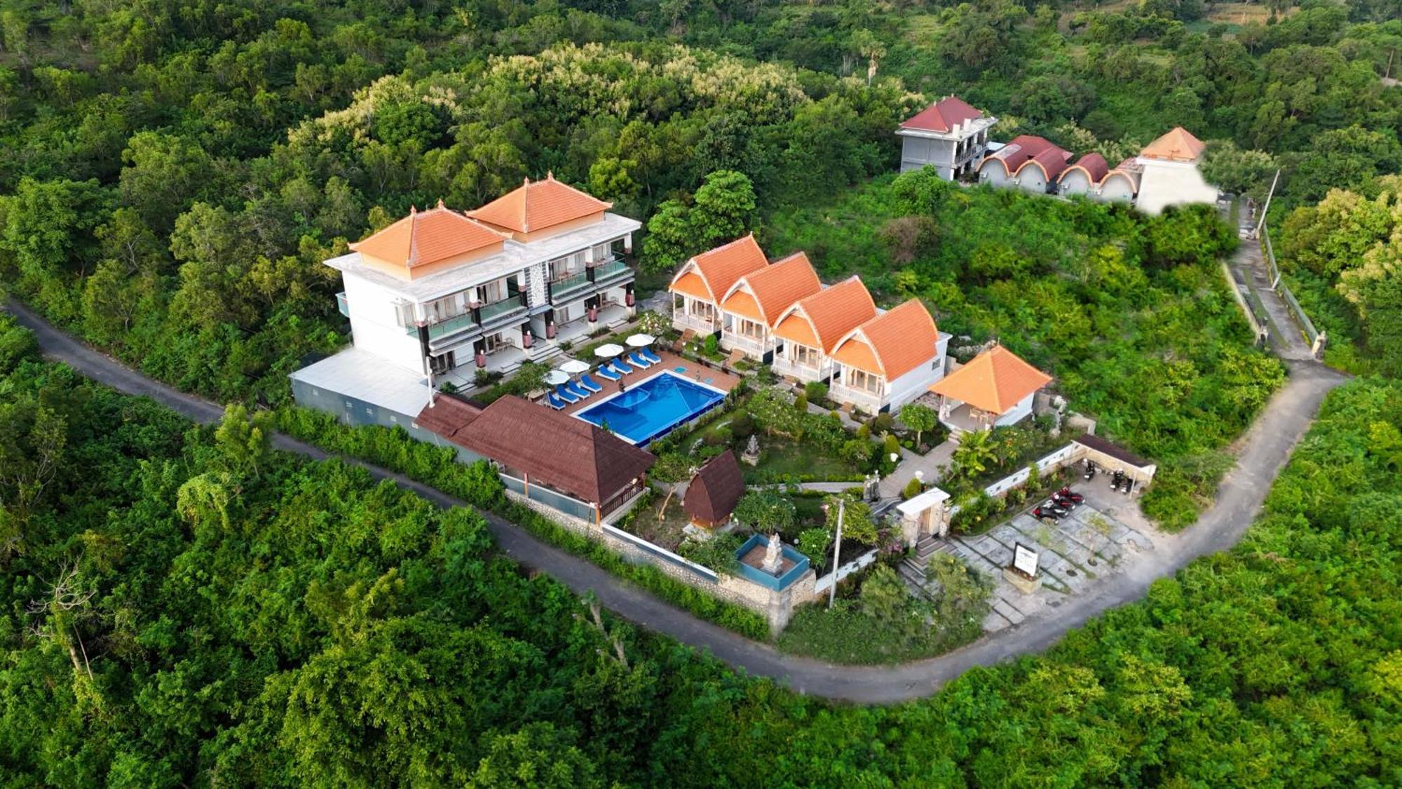 Hotel D'Arya Sea View Batununggul Zewnętrze zdjęcie